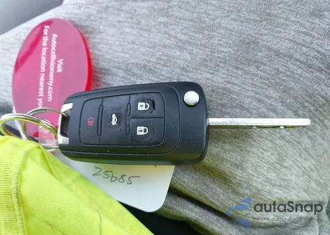 2015 Chevrolet Malibu 1Fl из США, поврежденный, VIN 1G11A5SLXFF115760